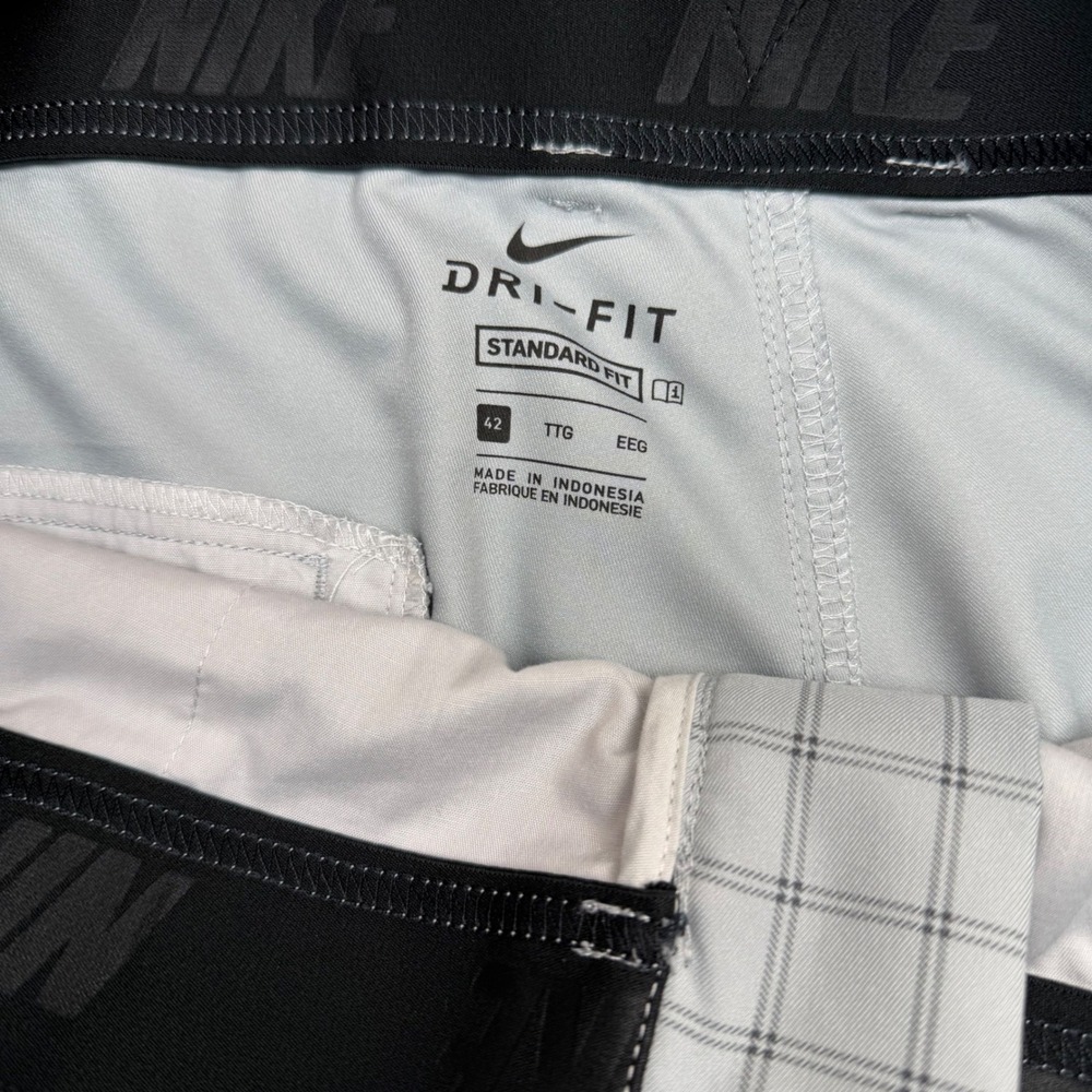 Nike Golf Shorts Mens 42 Grey Plaid Dri-FIT Standard Fit Flat Front 0626-0378 - Picture 4 of 11